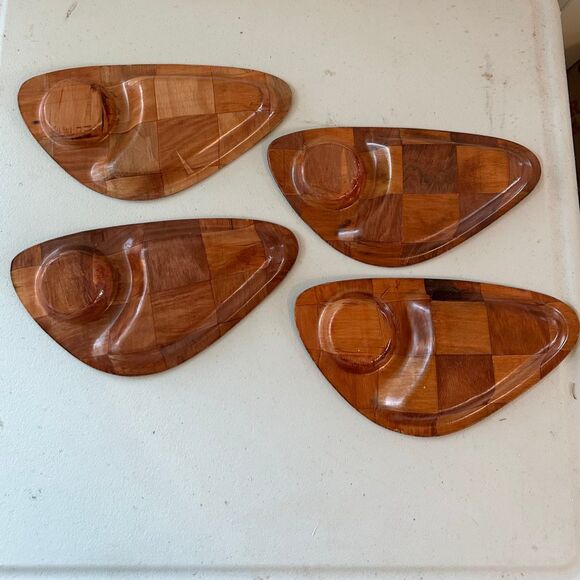Vintage Set Of 4 Mid-Century Modern Glossy Finish Wooden Snack Pupu Trays Plates - Picture 2 of 2